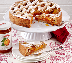 Apricot Linzer cake